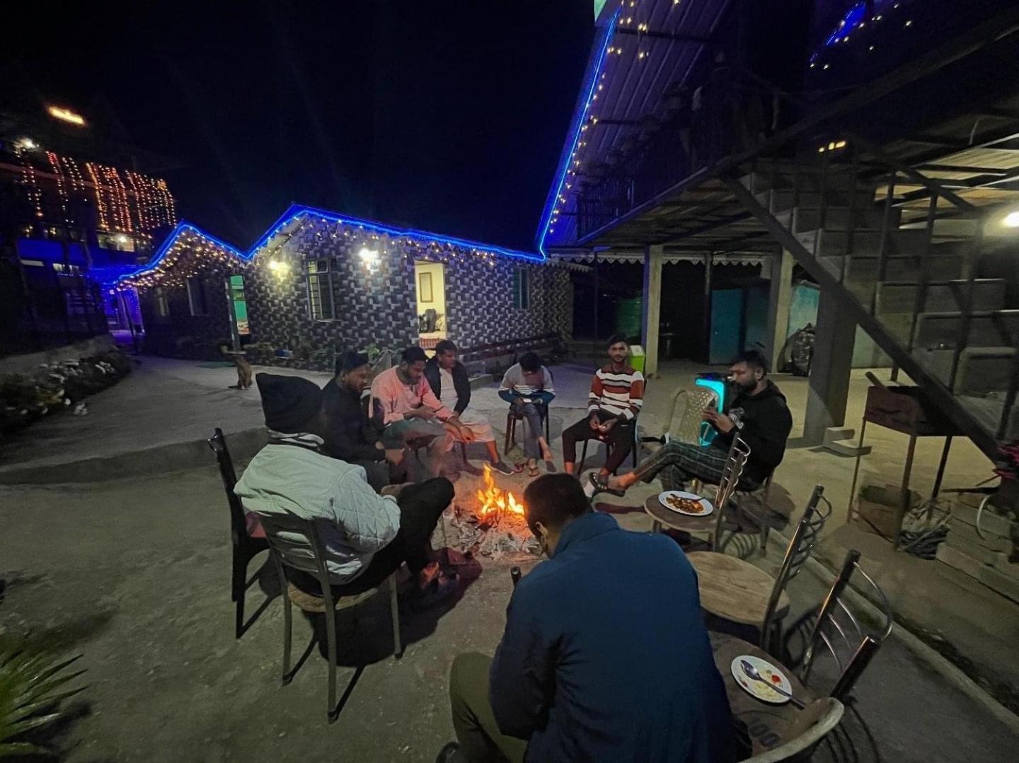 Lake Side Homestay - Pradhan Homestay Mirik Buitenkant foto
